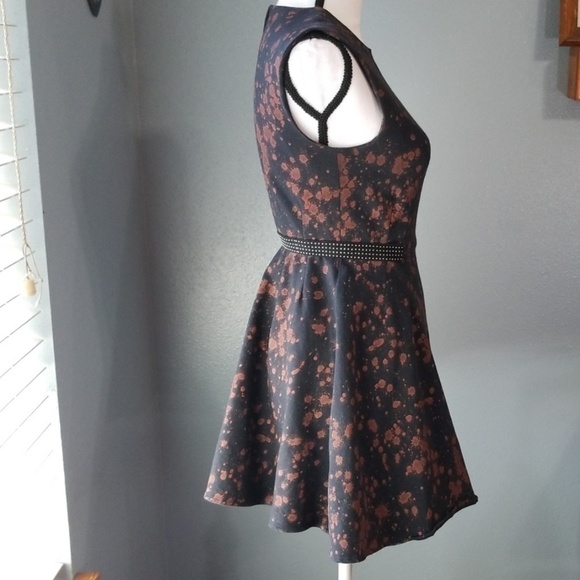 Nameless Grunge skater Dress - Picture 4 of 8